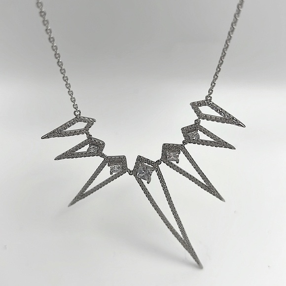 Gorgeous Deco Inspired .925 Sterling Silver & Cubic Statement Necklace - Picture 5 of 5